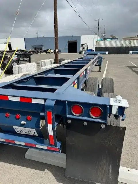 40 45 gooseneck extendable chassis rear view 40 45 gooseneck extendable chassis rear view