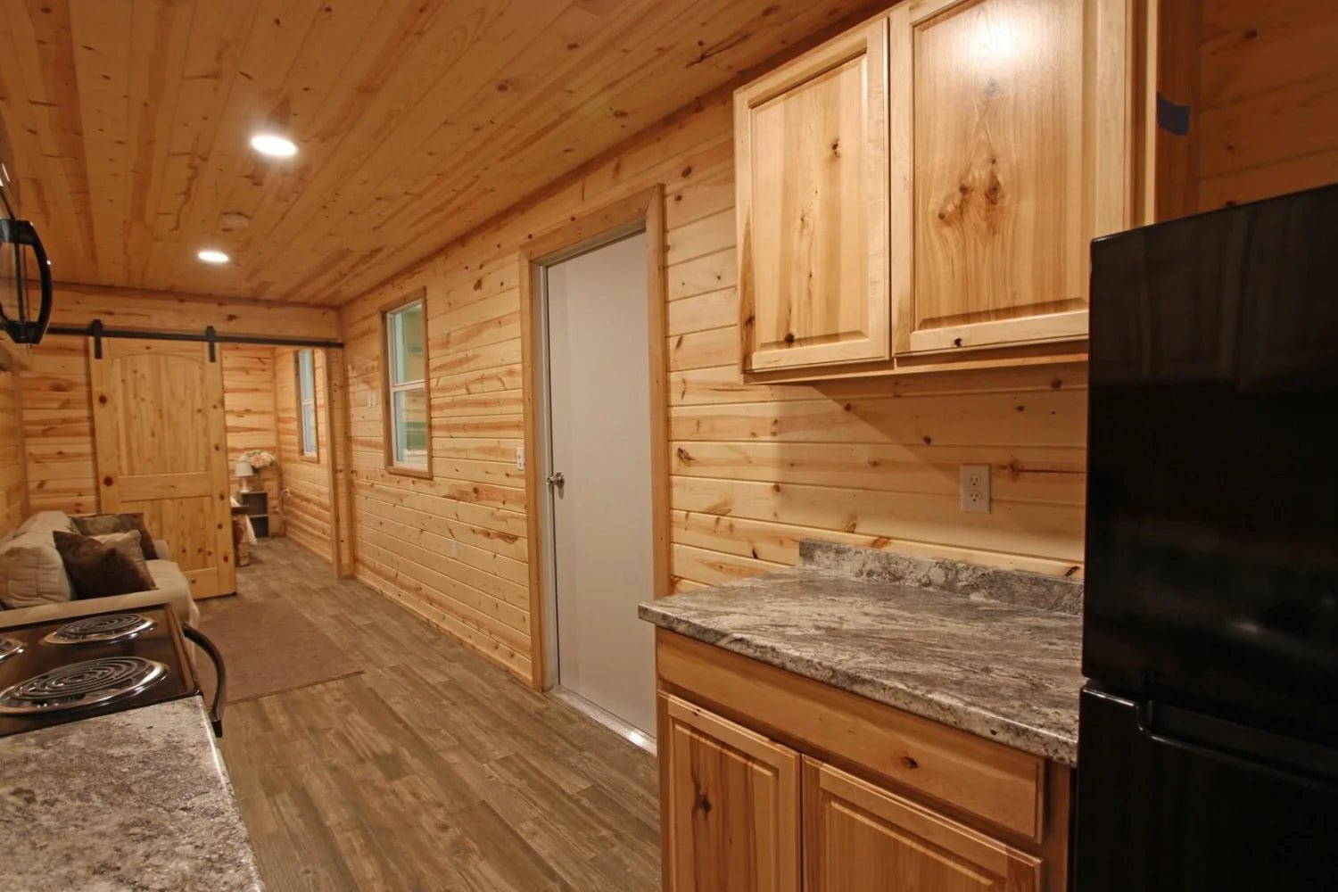 40ft retreat cabin shipping container (40hcrcbn) 40ft retreat cabin shipping container (40hcrcbn)