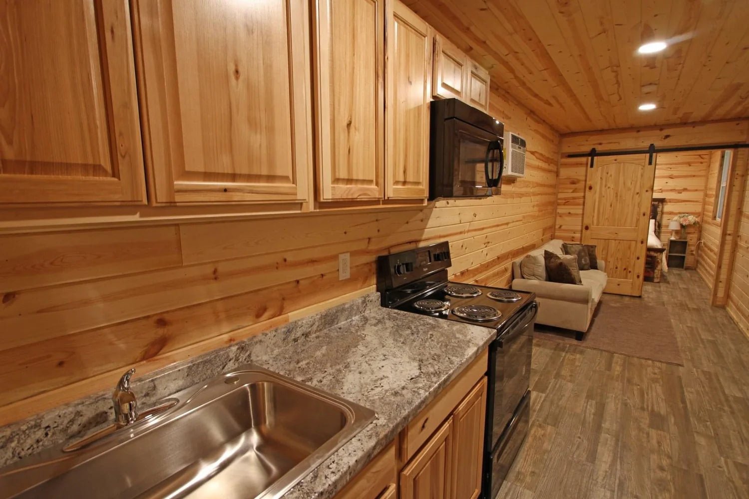40ft retreat cabin shipping container (40hcrcbn) 40ft retreat cabin shipping container (40hcrcbn)
