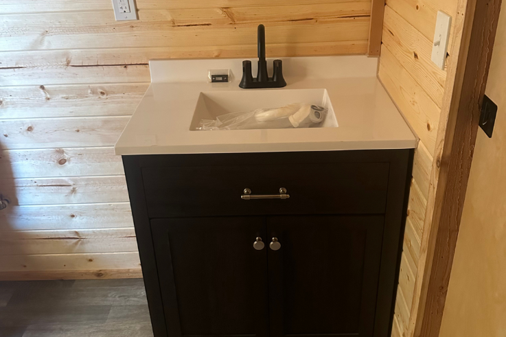 53ft retreat cabin shipping container (53hcrcbn) 53ft retreat cabin shipping container (53hcrcbn)