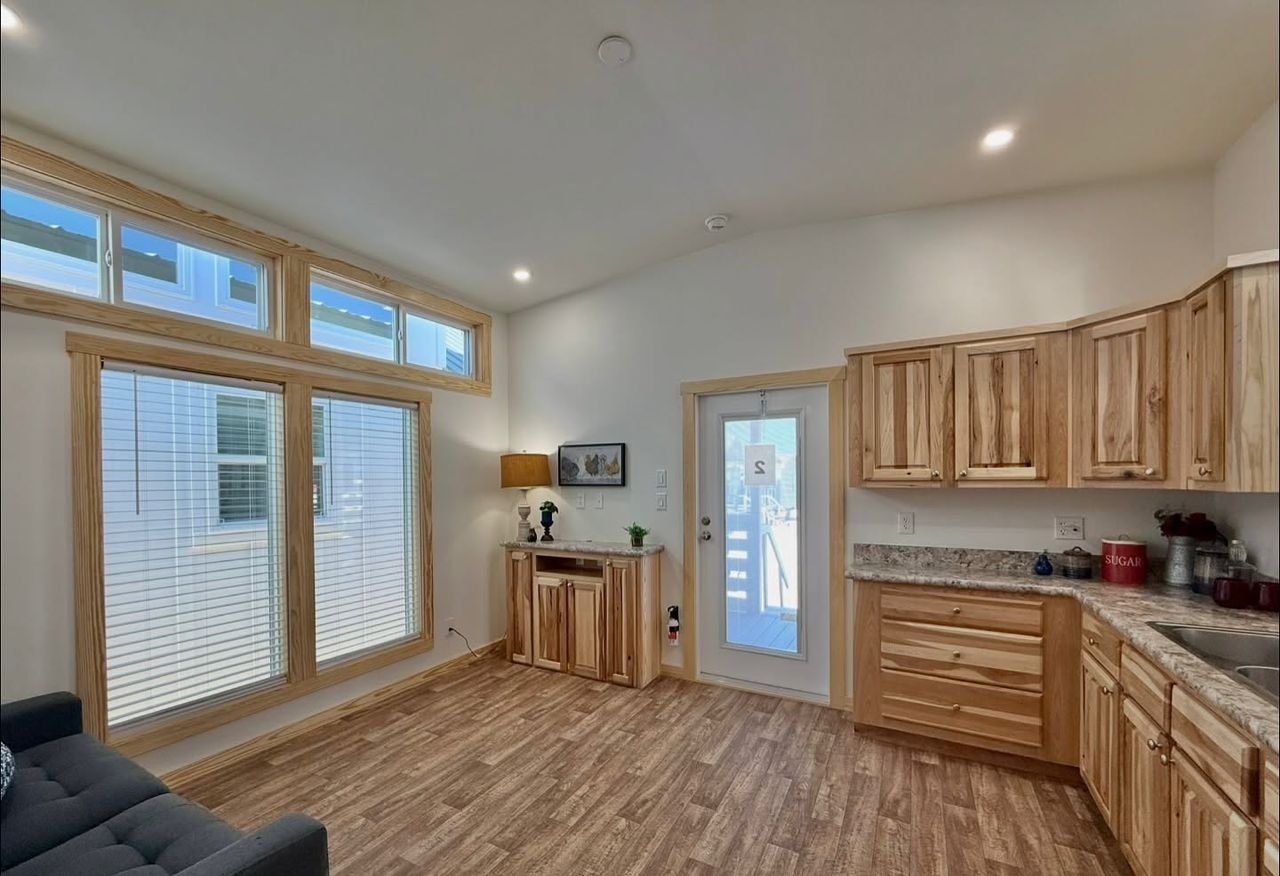 2023 platinum "cardinal" 1 bed/1 bath 399 sq foot rv park model quantity 2023 platinum "cardinal" 1 bed/1 bath 399 sq foot rv park model quantity
