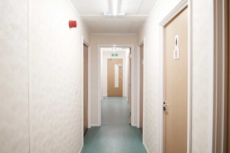 (3 bay) compliant modular building (3 bay) compliant modular building