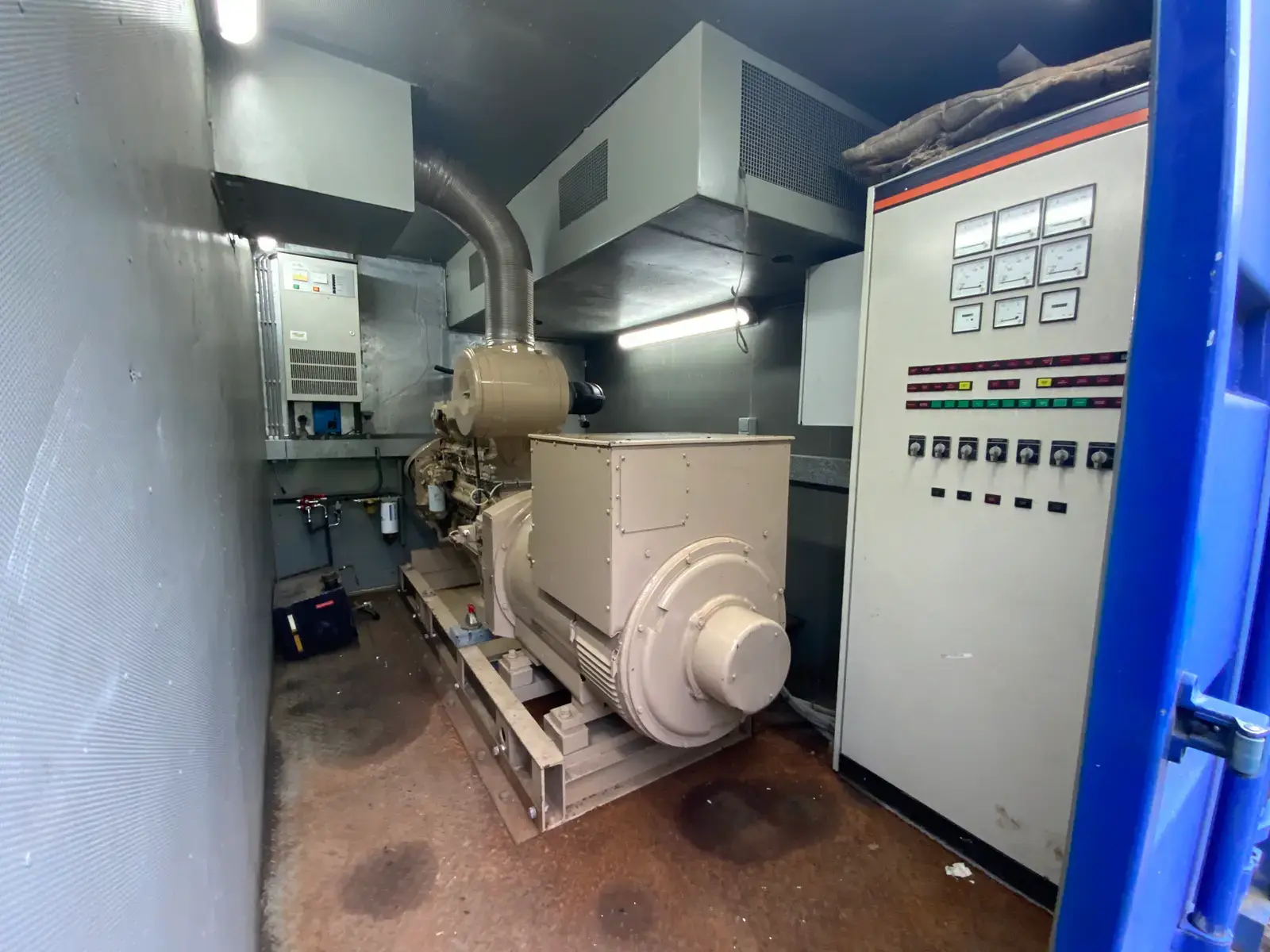 1991 cummens containerized emergency generator (used) watch the video 1991 cummens containerized emergency generator (used) watch the video