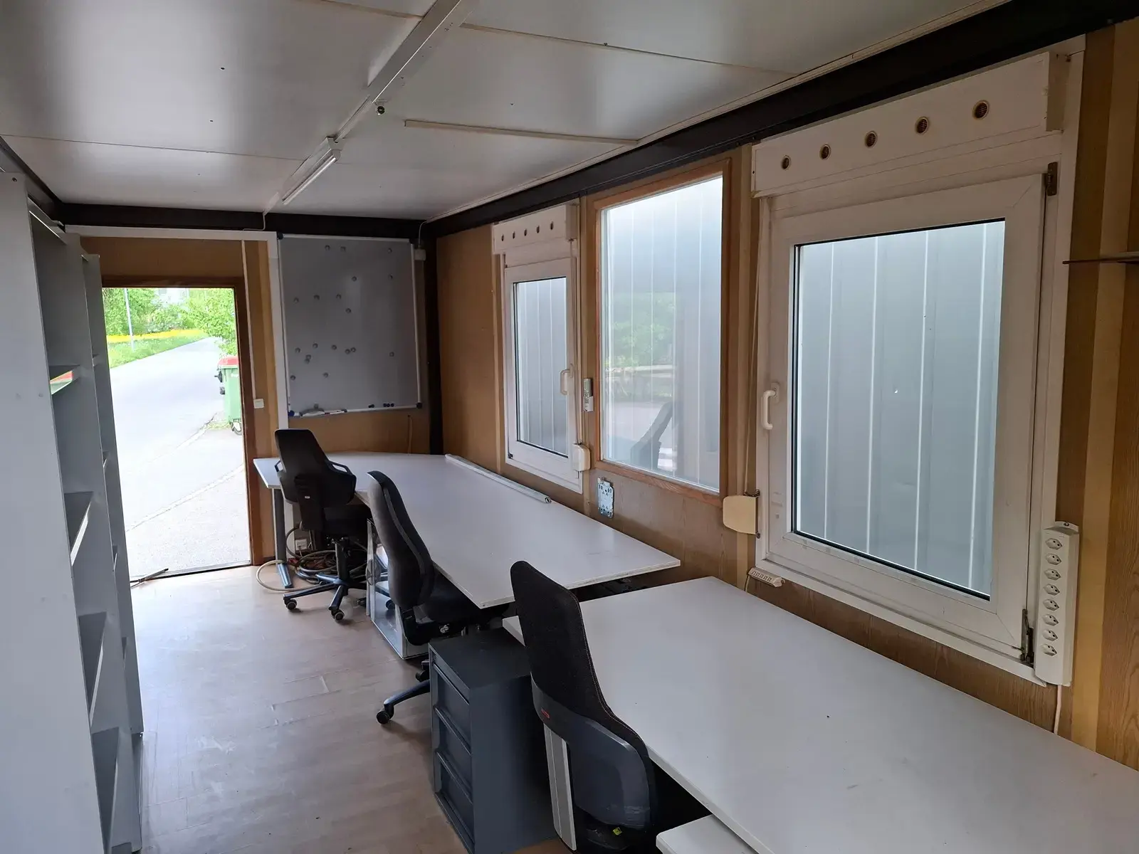 1991 cummens containerized emergency generator (used) watch the video 1991 cummens containerized emergency generator (used) watch the video