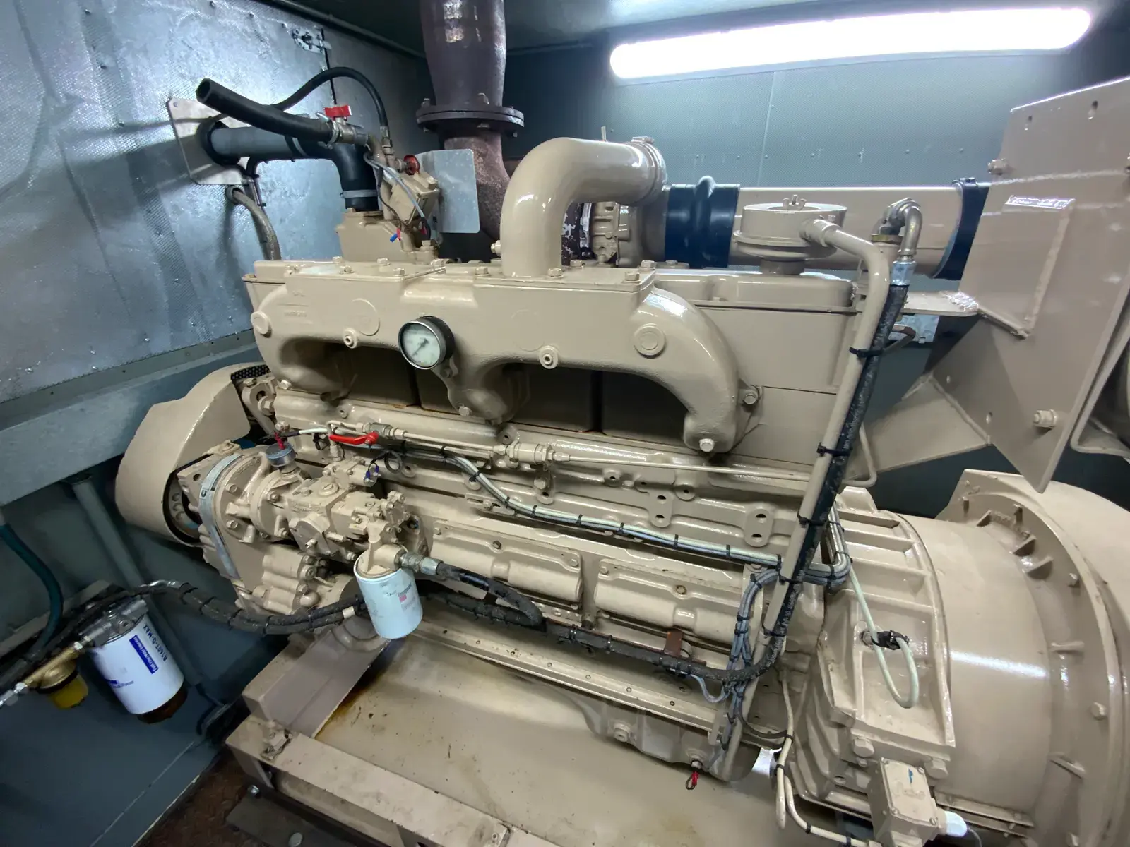 1991 cummens containerized emergency generator (used) watch the video 1991 cummens containerized emergency generator (used) watch the video