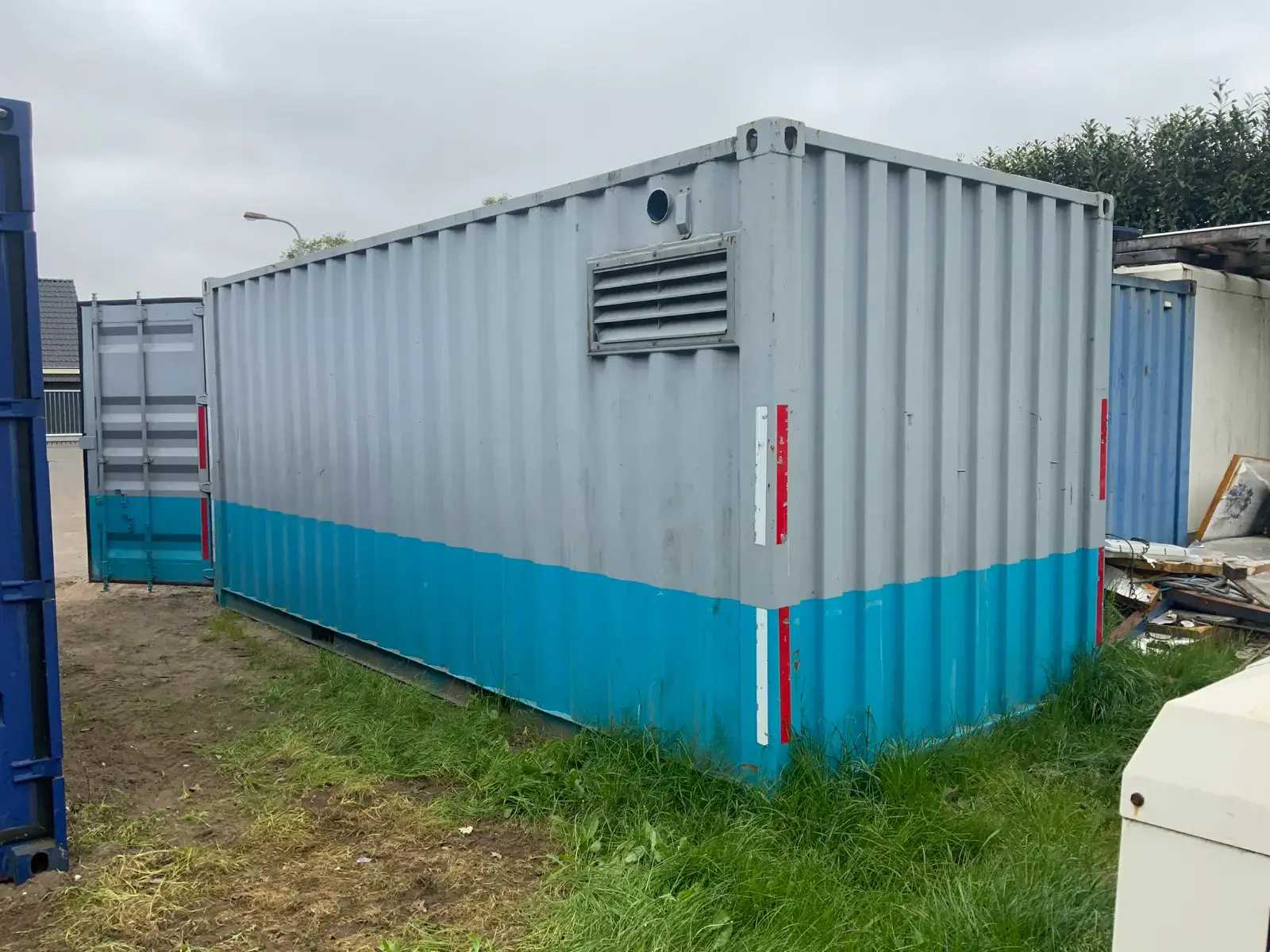 1991 cummens containerized emergency generator (used) watch the video 1991 cummens containerized emergency generator (used) watch the video