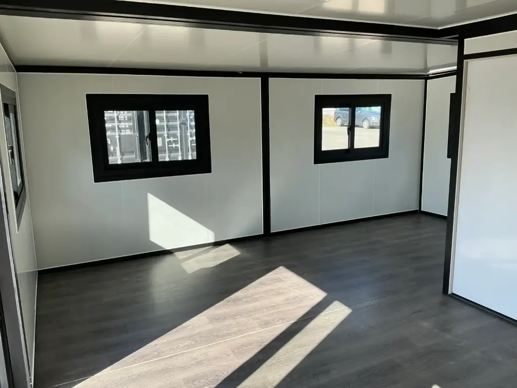 mobile living unit / tiny home with bathroom mobile living unit / tiny home with bathroom