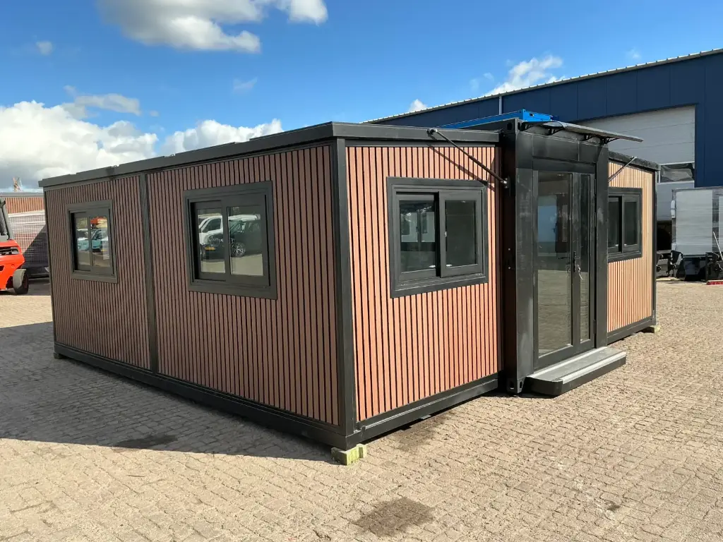 mobile living unit / tiny home with bathroom mobile living unit / tiny home with bathroom