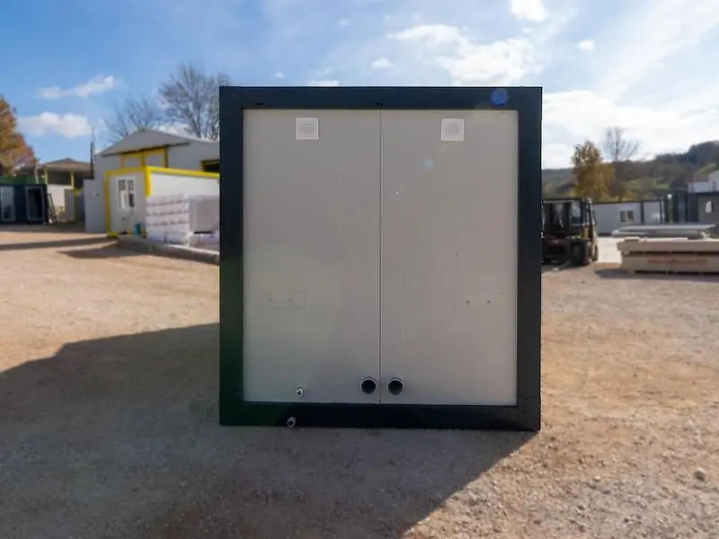 sanitary container, 8 x (toilet + sink) 220×400 sanitary container, 8 x (toilet + sink) 220×400