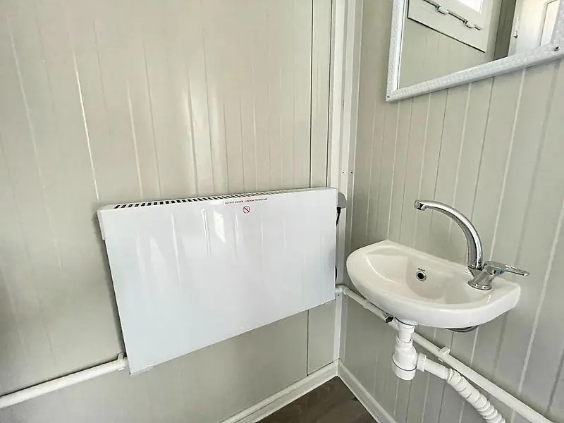 sanitary container, 6 units (shower + sink) | shower container 240 x 600, new sanitary container, 6 units (shower + sink) | shower container 240 x 600, new