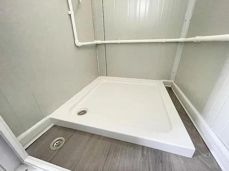 sanitary container, 6 units (shower + sink) | shower container 240 x 600, new sanitary container, 6 units (shower + sink) | shower container 240 x 600, new