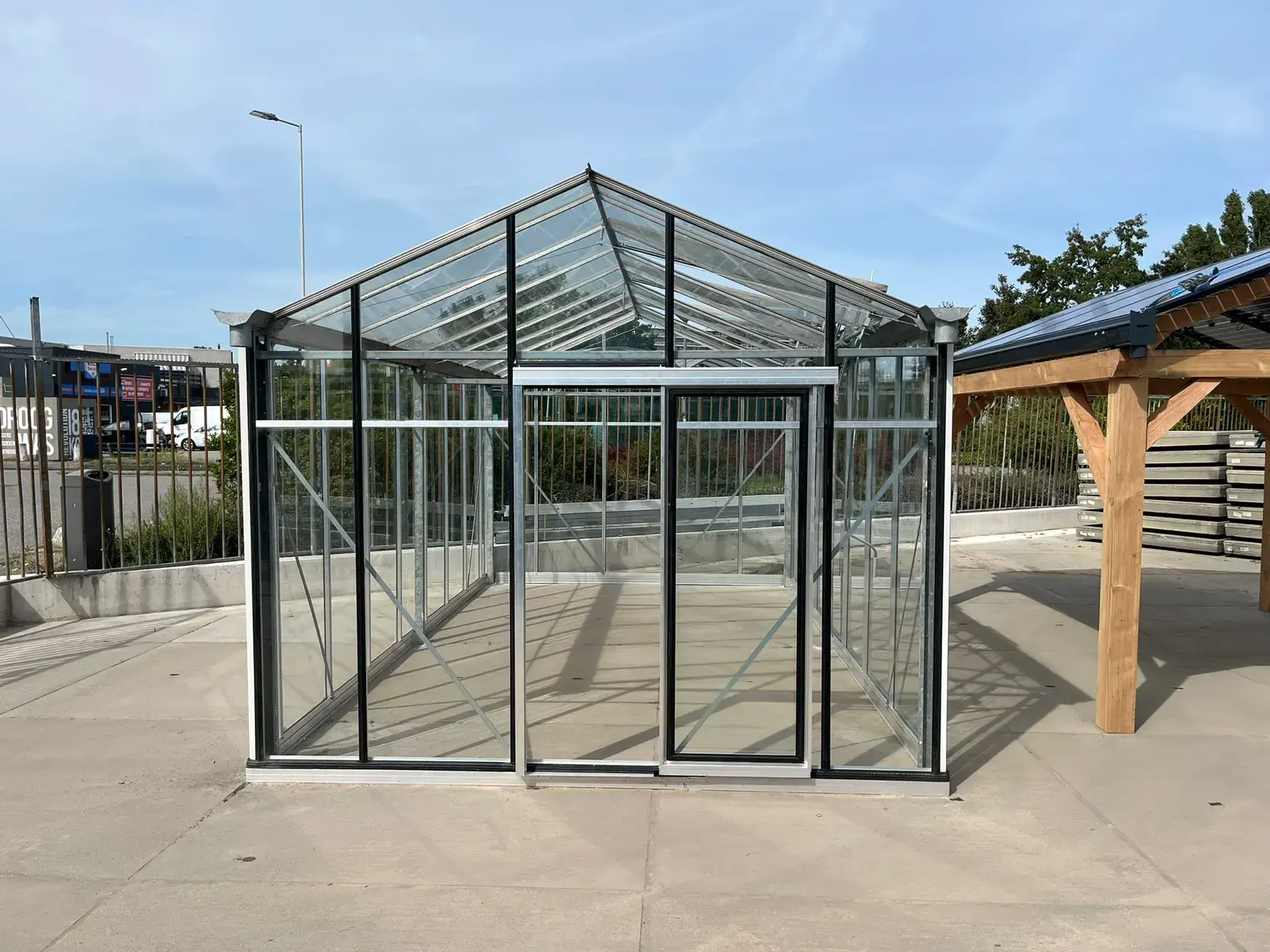 recreational greenhouse (approx. 14m²) recreational greenhouse (approx. 14m²)