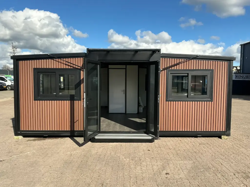 mobile living unit / tiny home with bathroom mobile living unit / tiny home with bathroom