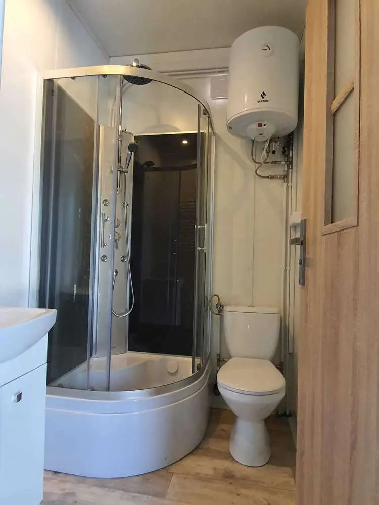 housing container 3.00 x 8.00 m housing container 3.00 x 8.00 m