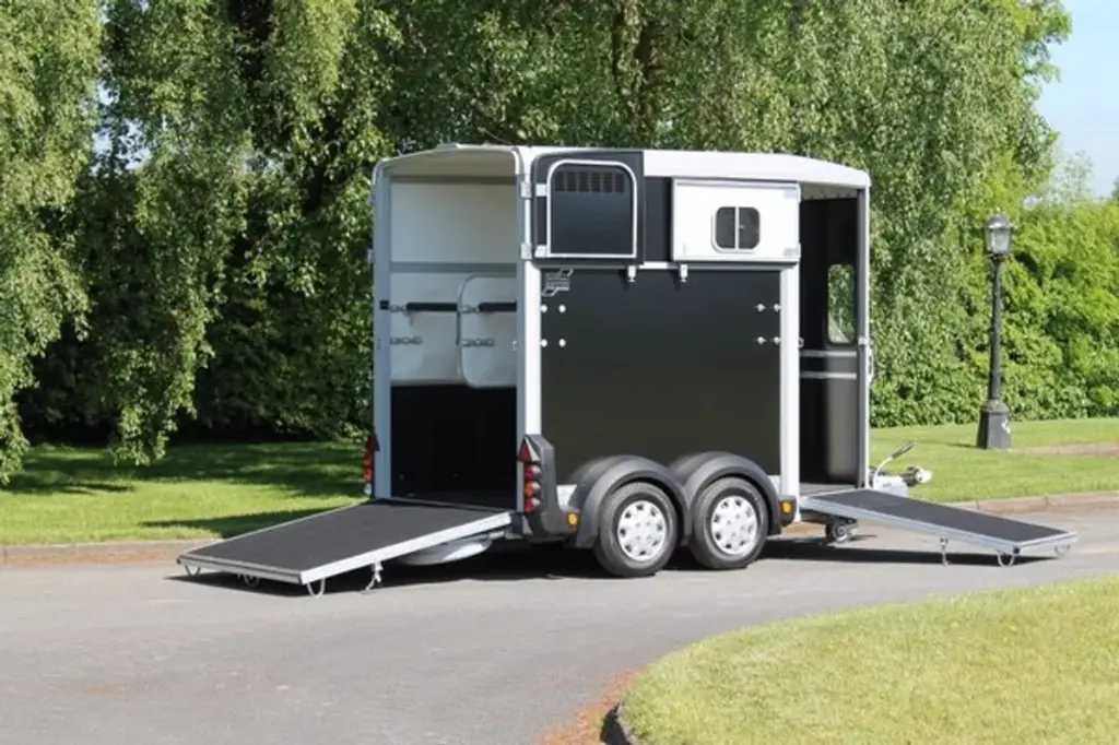 horsebox – ifor williams – hb 511 diagonal – new horsebox – ifor williams – hb 511 diagonal – new