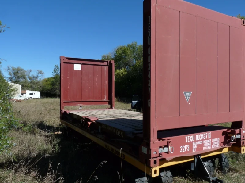 20′ flat rack shipping container – one trip, for equipment, oversize items 20′ flat rack shipping container – one trip, for equipment, oversize items