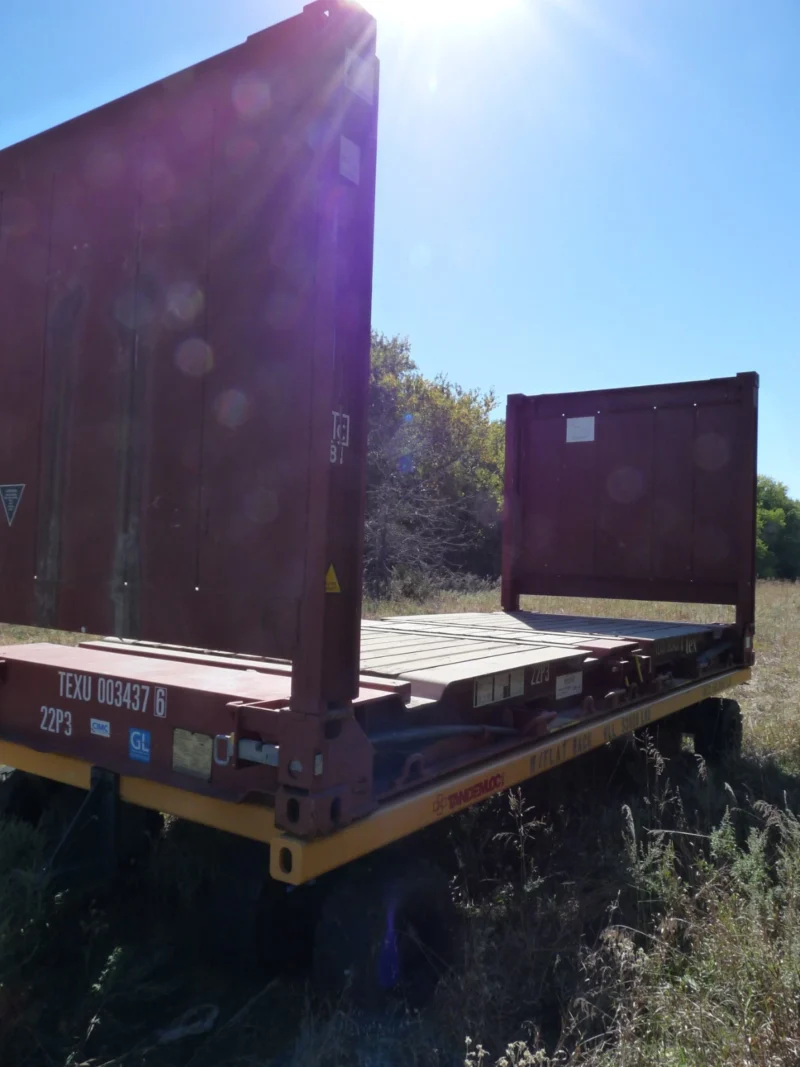 20′ flat rack shipping container – one trip, for equipment, oversize items 20′ flat rack shipping container – one trip, for equipment, oversize items